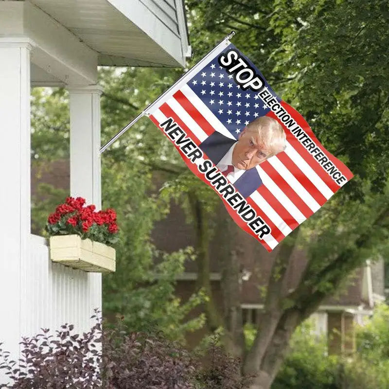 Never Surrender Trump Flag - Patriots Prestige